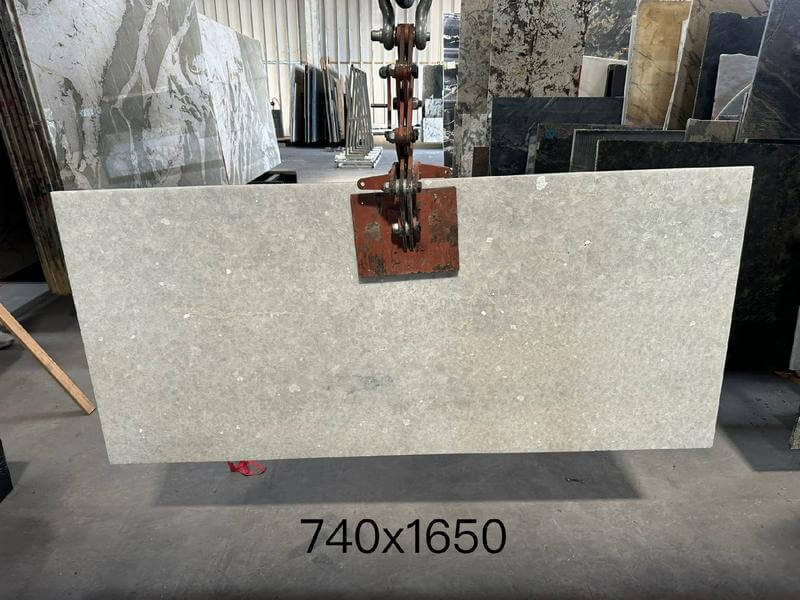 白冰玉1.65X0.74 - White Ice Jade